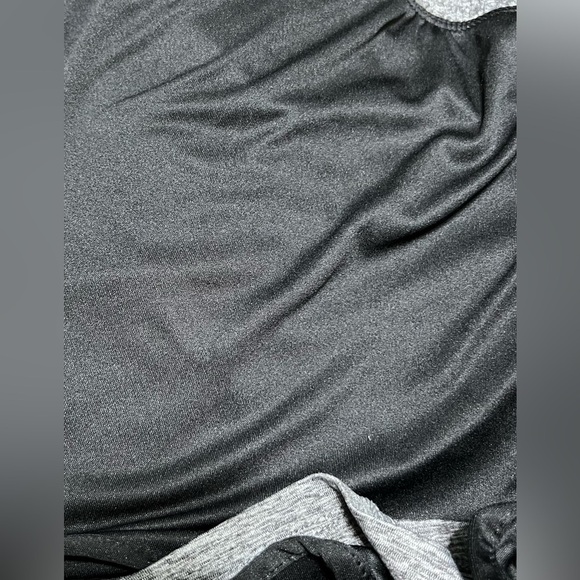 Champion 2-Layer Running Women’s Shorts (Sz XXL) - Picture 3 of 9